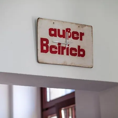 Apartment Charmante Altbauwohnung Im Szenekiez Mit Balkon Dresden
