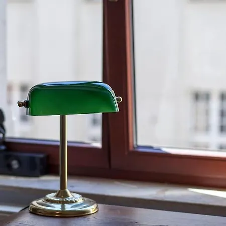Charmante Altbauwohnung Im Szenekiez Mit Balkon 아파트 *